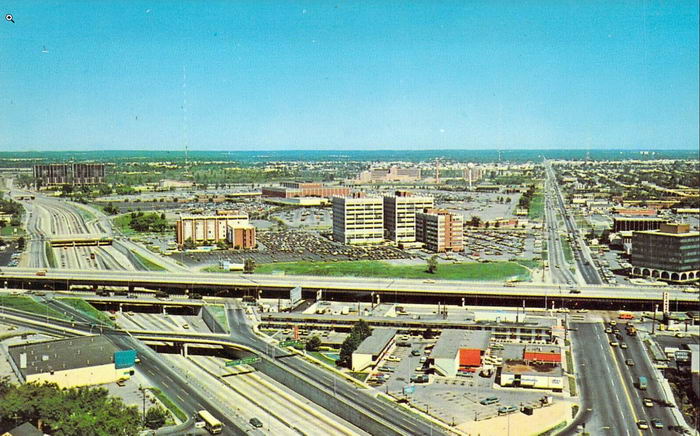 Northland Center (Northland Mall) - Old Postcard